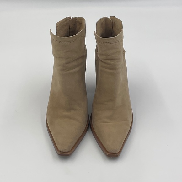 Vince Camuto Welland Tuscan Suede Point Toe Block Heel Ankle Bootie Tortilla 8.5 - Picture 16 of 16